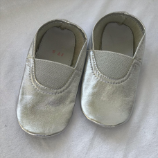 Дитячі чешки. Шкіряний замінник. Срібні. 16-20 см